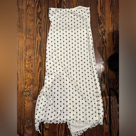 Urban Outfitters Strapless White Dress with Black Polka Dots - Picture 4 of 4